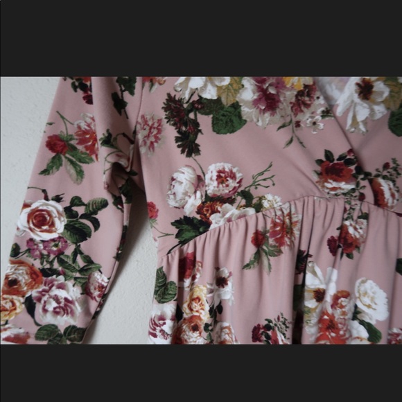 Blush pink floral empire ruffle top - Picture 7 of 8